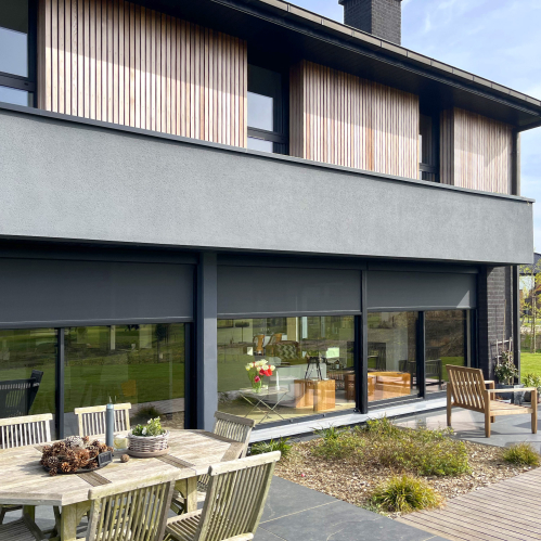 Store enrouleur extérieur screen motorisé coffre gris anthracite