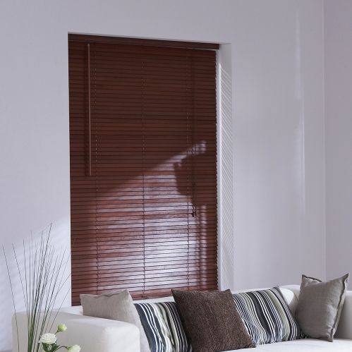 Store vénitien en bois lames 25mm